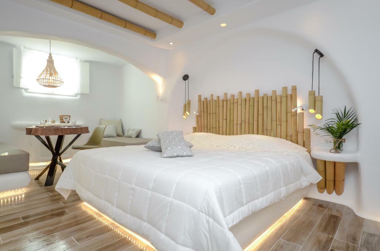 Naxos Island Escape Suites Плака Экстерьер фото