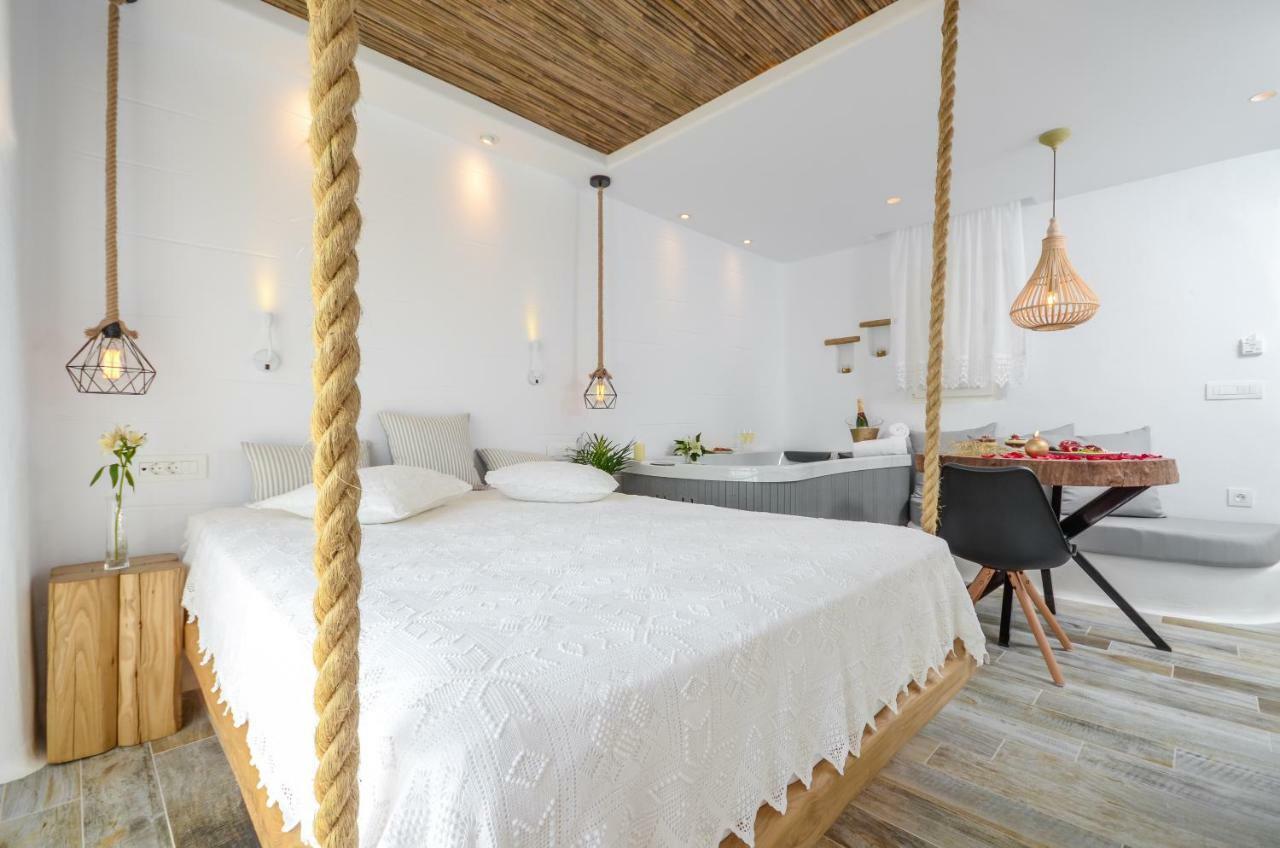 Naxos Island Escape Suites Плака Экстерьер фото